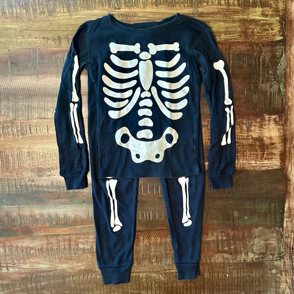 Glow in the Dark Skeleton Pajama Set